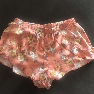 Forever 21 Shorts S flowers